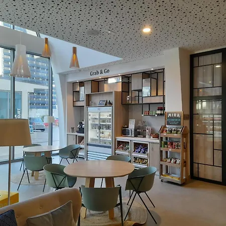 Ξενοδοχείο Hilton Garden Centre 4*