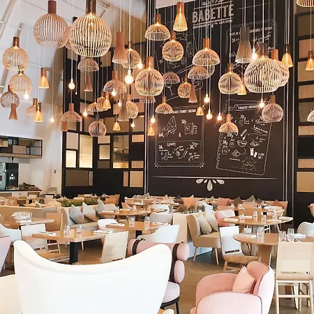 Hilton Garden Centre 4* Μπορντό